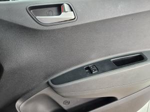 Hyundai Grand i10 1.25 Motion - Image 17