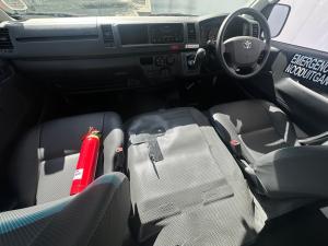 Toyota Hiace 2.7 Ses-fikile 16-seater - Image 6