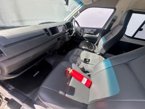 Toyota Hiace 2.7 Ses-fikile 16-seater - Image 7