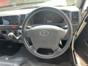 Toyota Hiace 2.7 Ses-fikile 16-seater - Image 8