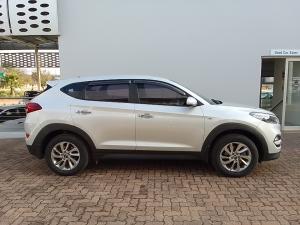 Hyundai Tucson 2.0 Premium auto - Image 3