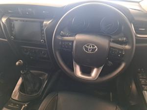 Toyota Fortuner 2.4GD-6 manual - Image 6