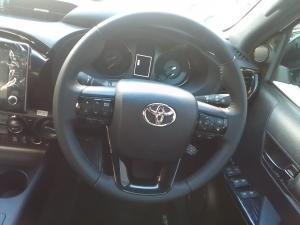Toyota Hilux 2.8GD-6 double cab 4x4 Legend auto - Image 8