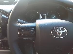 Toyota Hilux 2.8GD-6 double cab 4x4 Legend auto - Image 9