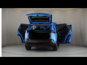 Toyota RAV4 2.0 GX-R AWD - Image 9