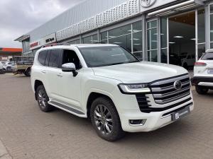 Toyota Land Cruiser 300 3.3D ZX - Image 1