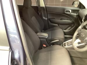 Hyundai Venue 1.0T Motion auto - Image 17