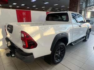 Toyota Hilux 2.8GD-6 Xtra cab Legend auto - Image 2