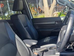 Toyota Hilux 2.8GD-6 double cab Legend auto - Image 7