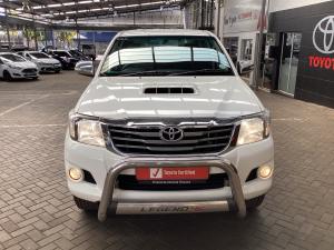 Toyota Hilux 3.0D-4D double cab 4x4 Raider Legend 45 auto - Image 4