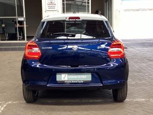 Suzuki Swift 1.2 GLX manual - Image 5