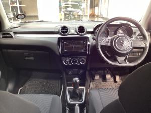 Suzuki Swift 1.2 GLX manual - Image 6