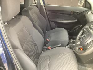 Suzuki Swift 1.2 GLX manual - Image 15