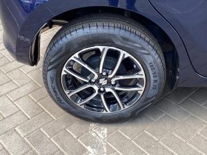 Suzuki Swift 1.2 GLX manual - Image 18