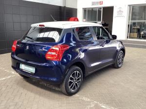 Suzuki Swift 1.2 GLX manual - Image 2