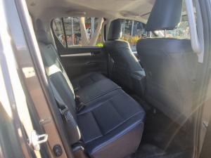 Toyota Hilux 2.8GD-6 double cab 4x4 Raider auto - Image 8