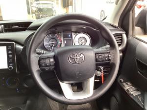 Toyota Hilux 2.4GD-6 double cab Raider auto - Image 8