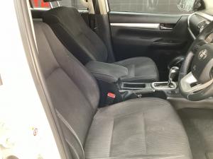 Toyota Hilux 2.8GD-6 double cab 4x4 Raider auto - Image 17