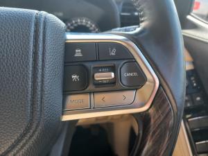 Toyota Land Cruiser 300 3.5T ZX - Image 10