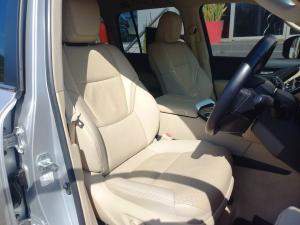 Toyota Land Cruiser 300 3.5T ZX - Image 14