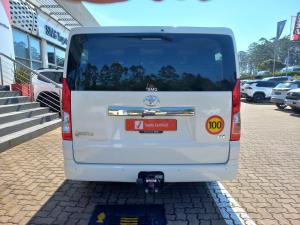 Toyota Quantum 2.8 LWB bus 11-seater GL - Image 5