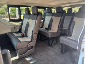 Toyota Quantum 2.8 LWB bus 11-seater GL - Image 15