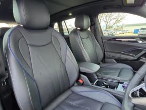 Volkswagen Tiguan 2.0 TDI R-LINE 4M DSG - Image 14