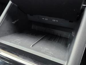 Volkswagen Tiguan 2.0 TDI R-LINE 4M DSG - Image 9
