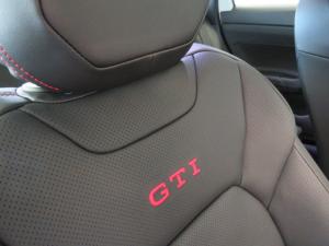 Volkswagen Polo 2.0 GTI DSG - Image 9