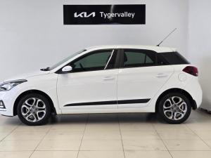 Hyundai i20 1.4 Fluid - Image 4
