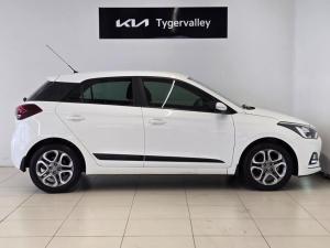 Hyundai i20 1.4 Fluid - Image 5