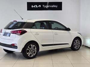 Hyundai i20 1.4 Fluid - Image 6