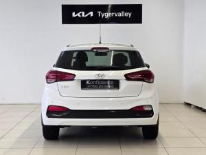 Hyundai i20 1.4 Fluid - Image 8