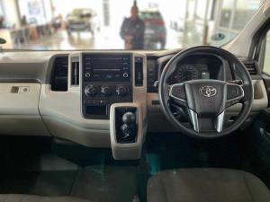 Toyota Quantum 2.8 LWBP/V - Image 7