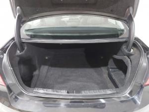 BMW 3 Series 320i - Image 5