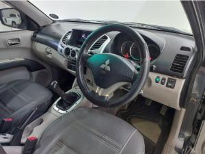 Mitsubishi Triton 2.5DI-D double cab - Image 4