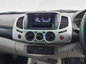 Mitsubishi Triton 2.5DI-D double cab - Image 9