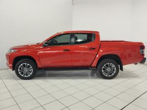 Mitsubishi Triton 2.4DI-D double cab 4x4 auto - Image 3