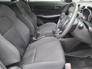 Suzuki Swift 1.2 GLX manual - Image 9