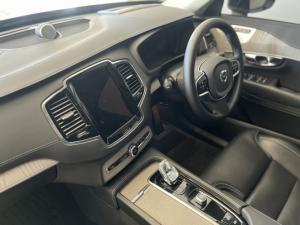 Volvo XC90 T8 Twin Engine AWD Momentum - Image 8