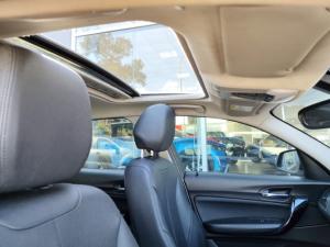 BMW 1 Series 120i 5-door auto - Image 12