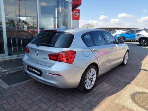 BMW 1 Series 120i 5-door auto - Image 3