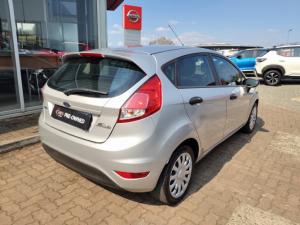 Ford Fiesta 5-door 1.0T Ambiente auto - Image 3