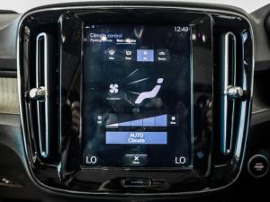 Volvo XC40 T3 Inscription auto - Image 19
