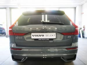 Volvo XC60 B5 AWD Plus Dark - Image 5