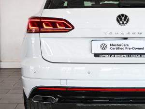 Volkswagen Touareg V6 TDI Executive R-Line - Image 23