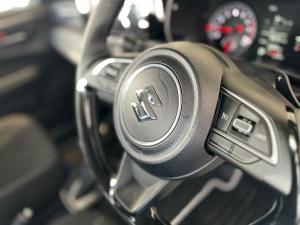 Suzuki Swift 1.2 GLX auto - Image 11