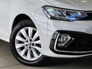 Volkswagen Polo sedan 1.6 Life manual - Image 3