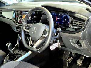 Volkswagen Polo hatch 1.0TSI Life manual - Image 12