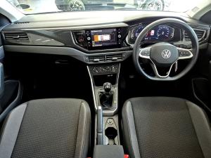 Volkswagen Polo hatch 1.0TSI Life manual - Image 16